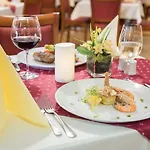 Palace 4* Heviz