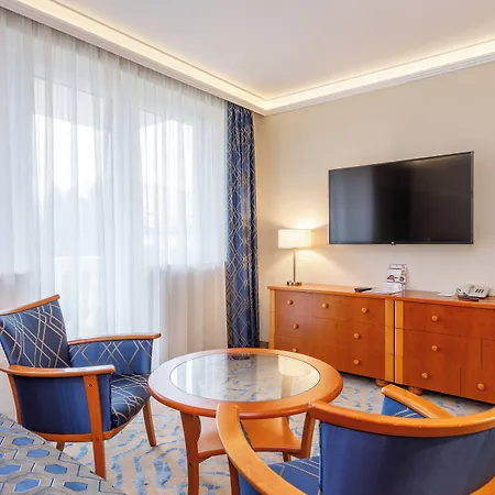Palace מלון 4*