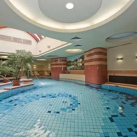 Palace Hotel 4*